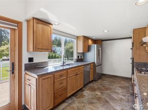 3016 51st Place SW, Everett WA 98203