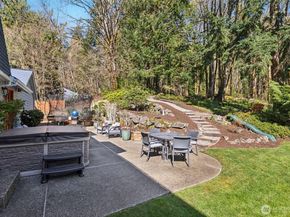 7238 Lakemont Boulevard SE, Bellevue WA 98006
