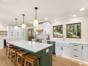 7238 Lakemont Boulevard SE, Bellevue WA 98006