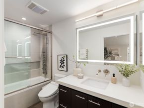 325 7th Avenue S, Kirkland WA 98033