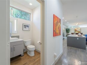 3034 NE 89th Street, Seattle WA 98115