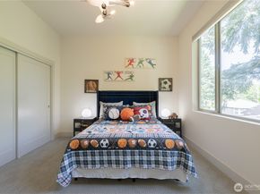 3034 NE 89th Street, Seattle WA 98115