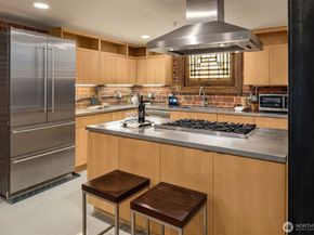 1845 16th Avenue, Seattle WA 98122