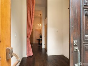 1845 16th Avenue, Seattle WA 98122