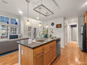 5912 31st Avenue SW, Seattle WA 98126