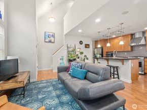 5912 31st Avenue SW, Seattle WA 98126