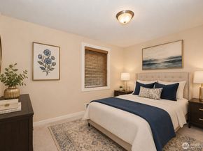 301 W Raye Street 106, Seattle WA 98119