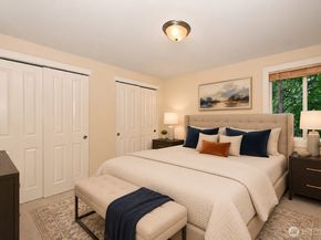 301 W Raye Street 106, Seattle WA 98119