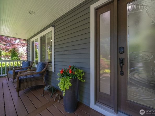 16036 177th Place NE, Woodinville WA 98072