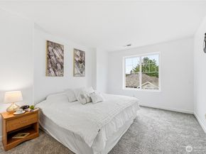13015 NE 182nd Place A, Bothell WA 98011