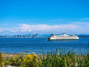 5128 Rockaway Beach Road NE, Bainbridge Island WA 98110