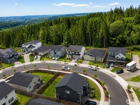 1198 Panoramic Loop, Bremerton WA 98312