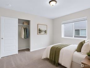 1198 Panoramic Loop, Bremerton WA 98312