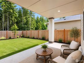 1198 Panoramic Loop, Bremerton WA 98312