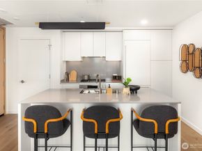 10232 NE 10th Street 608, Bellevue WA 98004