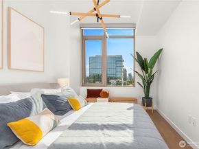 10232 NE 10th Street 608, Bellevue WA 98004