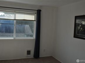 10110 Greenwood Avenue N 306, Seattle WA 98133