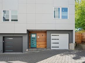 815 N 48th Street, Seattle WA 98103