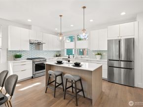 815 N 48th Street, Seattle WA 98103