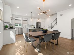 815 N 48th Street, Seattle WA 98103