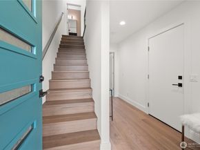 815 N 48th Street, Seattle WA 98103