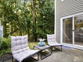 6699 SE Cougar Mountain Way, Bellevue WA 98006