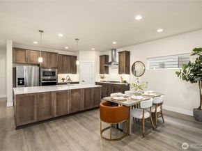 18315 17th Avenue W, Lynnwood WA 98037