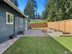 2011 145th Avenue SE, Bellevue WA 98007