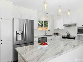 2011 145th Avenue SE, Bellevue WA 98007
