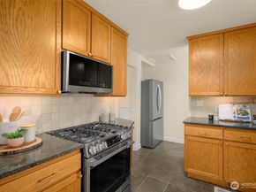 2456 3rd Avenue W, Seattle WA 98119