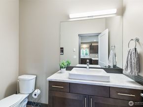14906 Manor Way B, Lynnwood WA 98087