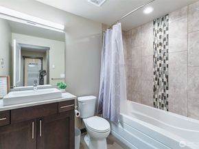 14906 Manor Way B, Lynnwood WA 98087