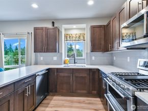 14906 Manor Way B, Lynnwood WA 98087