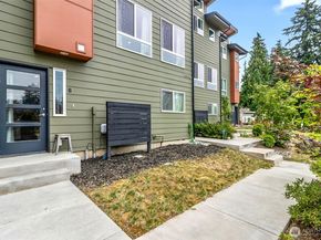 14906 Manor Way B, Lynnwood WA 98087