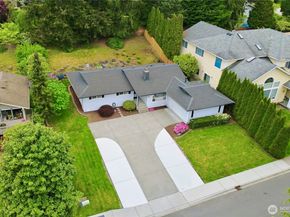 1011 179th Place NE, Bellevue WA 98008