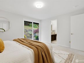 1011 179th Place NE, Bellevue WA 98008