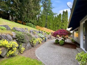 1011 179th Place NE, Bellevue WA 98008