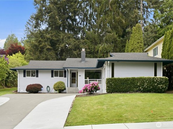 1011 179th Place NE, Bellevue WA 98008