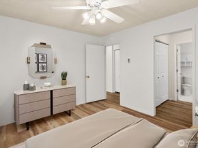 2858 32nd Avenue W 106, Seattle WA 98199