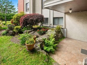 2858 32nd Avenue W 106, Seattle WA 98199