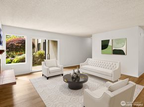 2858 32nd Avenue W 106, Seattle WA 98199