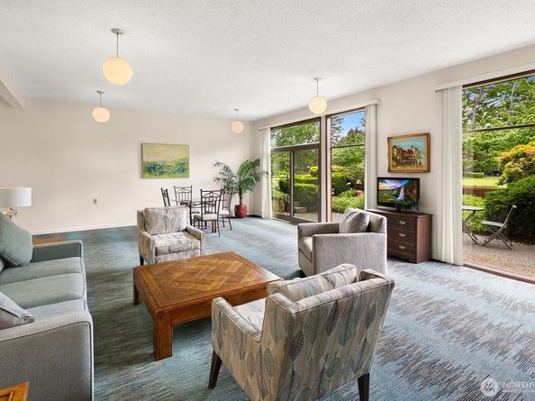2858 32nd Avenue W 106, Seattle WA 98199
