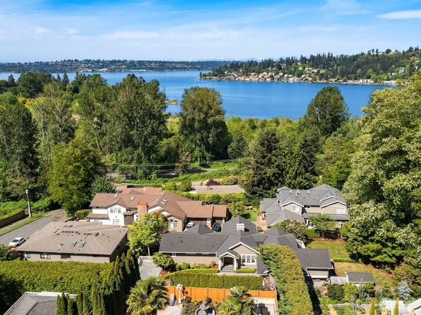 10030 NE 110th Street, Kirkland WA 98033
