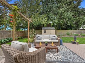 20111 Dayton Avenue N, Shoreline WA 98133