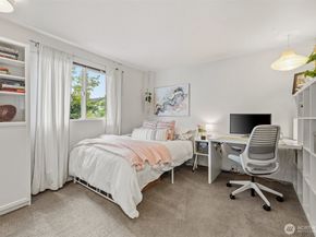 20111 Dayton Avenue N, Shoreline WA 98133