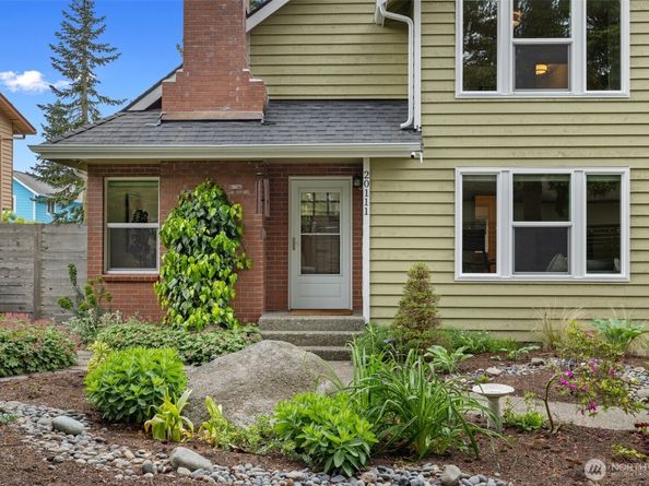 20111 Dayton Avenue N, Shoreline WA 98133