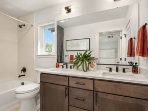 14821 HS#11 NE 2nd Court, Bellevue WA 98007
