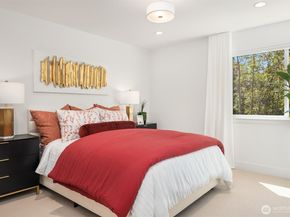 14821 HS#11 NE 2nd Court, Bellevue WA 98007