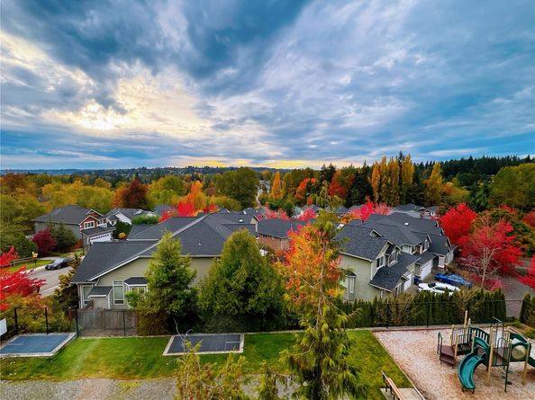 8240 NE 196th Street, Kenmore WA 98028