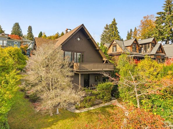 1123 38th Avenue, Seattle WA 98122